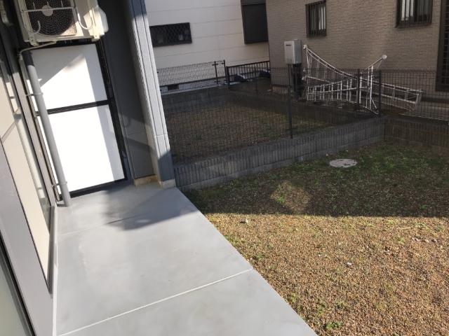 エスポアガーデン102号室 専用庭