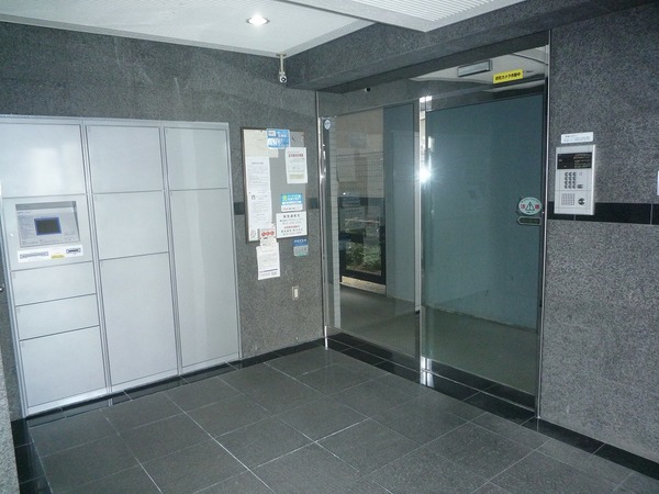 ルーブル西大井207号室 エントランス