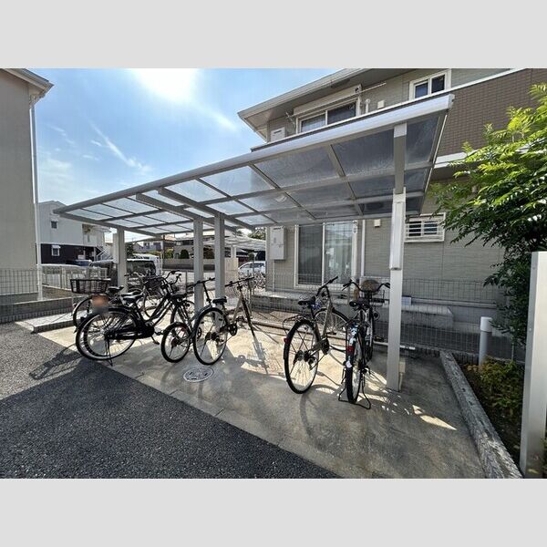 ヴァンフェリオ　B 駐輪場