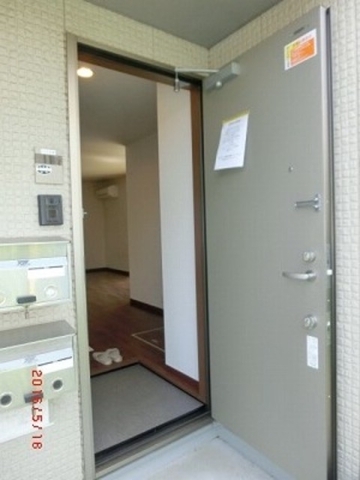 セノーテ1階 玄関