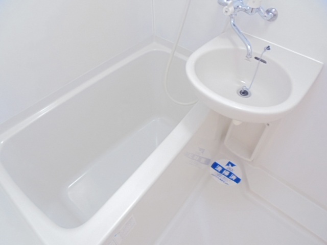 スカイコート池袋第7906号室 お風呂