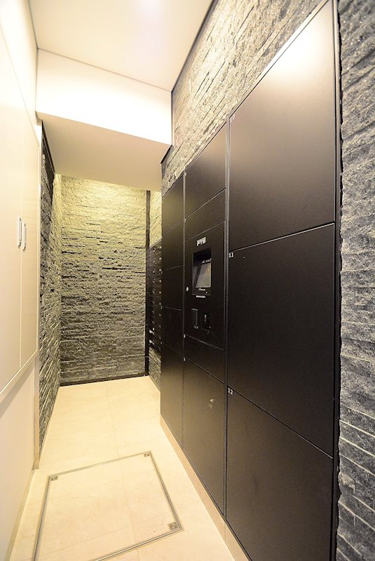 ステージファースト横浜3階 宅配BOX