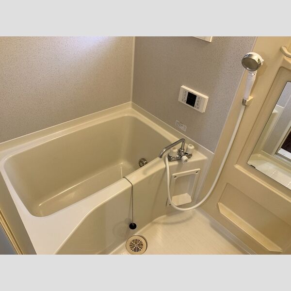 メゾンプルミエール 浴室