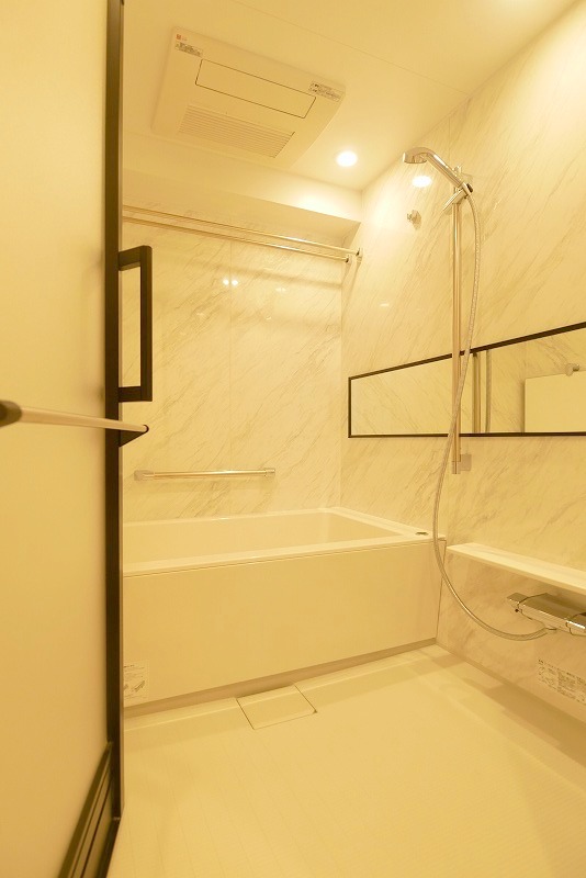 オーパスレジデンス日本橋イースト 内観