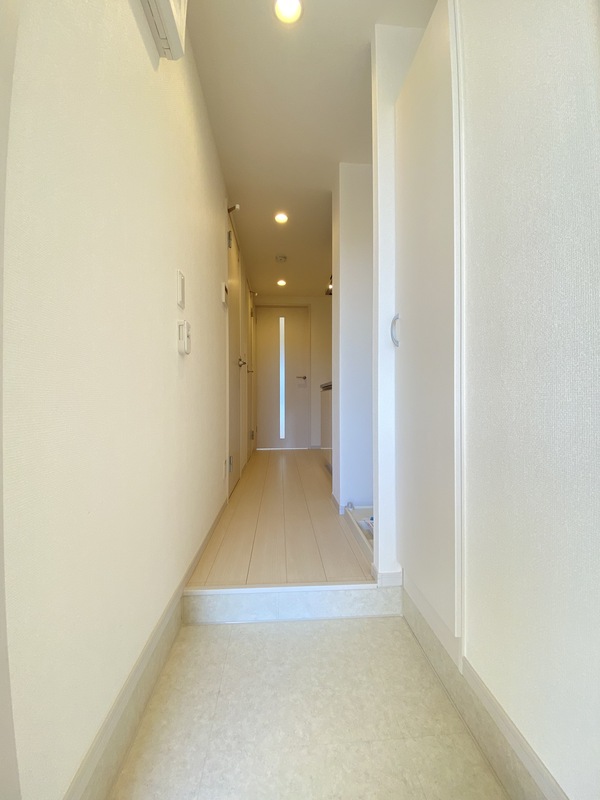 ブランシュバル早宮2階 玄関