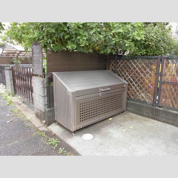 ヴェルドミール カシマ ごみ置場