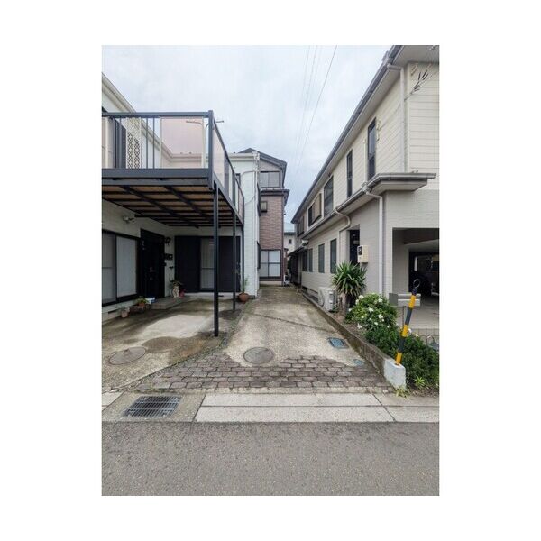 下荻野戸建 エントランス