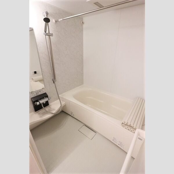 フォリウムー　A バスルーム