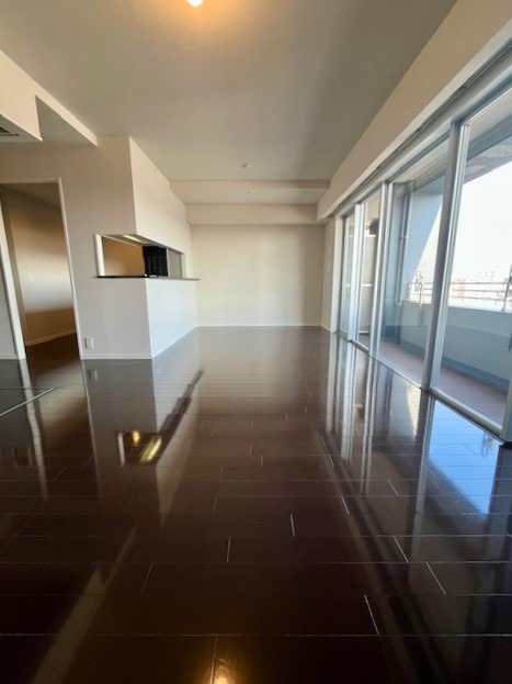 レジディアタワー上池袋（タワー棟）11階 リビング