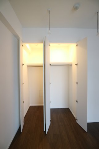 プラウドフラット浅草802号室 収納