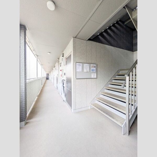 クラール獨協207号室 エントランス