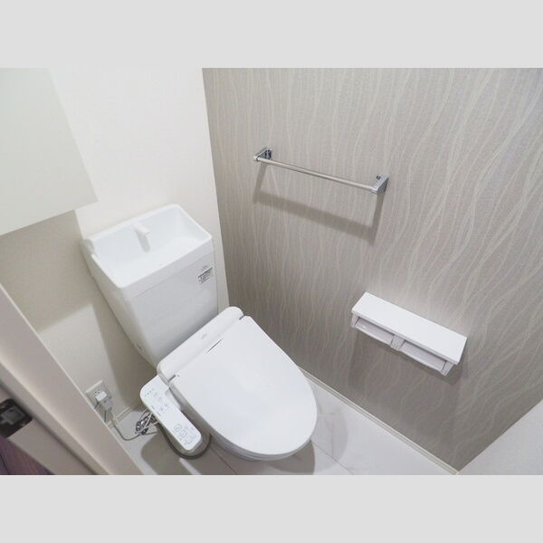 ヴィラージュたまプラーザ　桜102号室 温水洗浄暖房便座