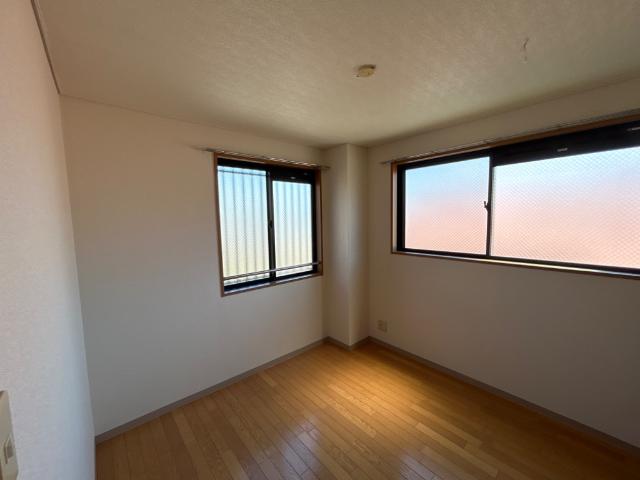 メゾンドリーム301号室 洋室