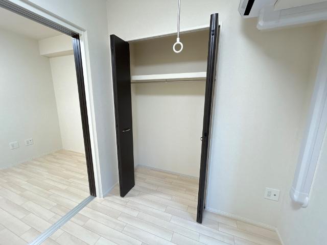 ピーニャ市川101号室 クローゼット