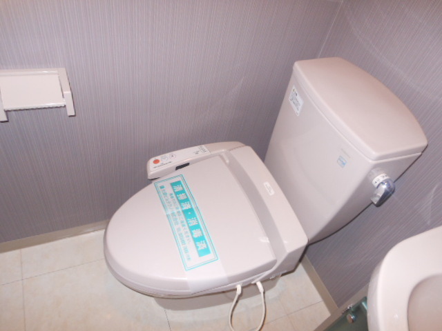 ガラ・シティ神田淡路町8階 落ち着いた色調のトイレです