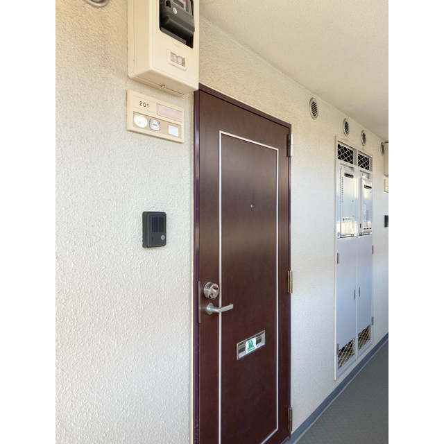 メゾン榎木町 玄関
