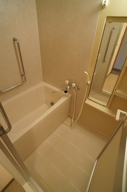 フロイデ勝田台弐番館 お風呂