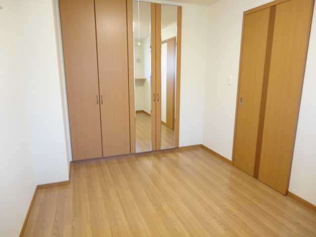 ＴＩＡＲＡ（ティアラ）101号室 洋室