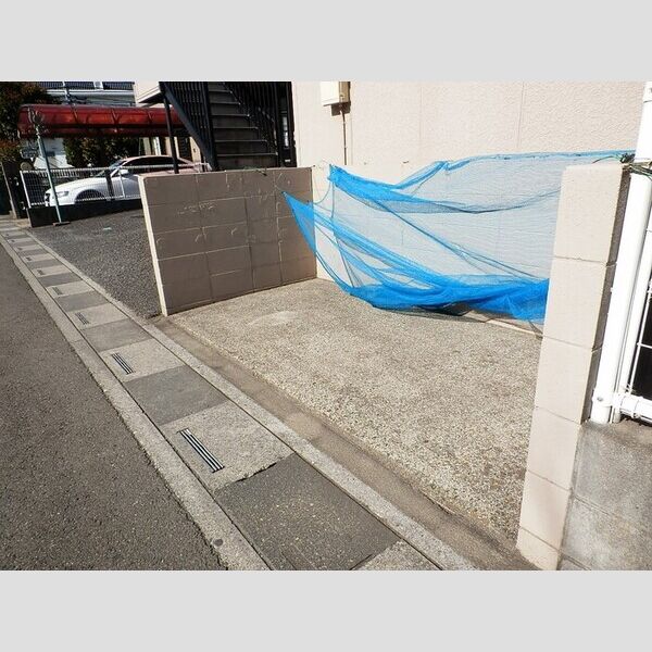 ジョイナス東大宮 敷地内ゴミ置き場