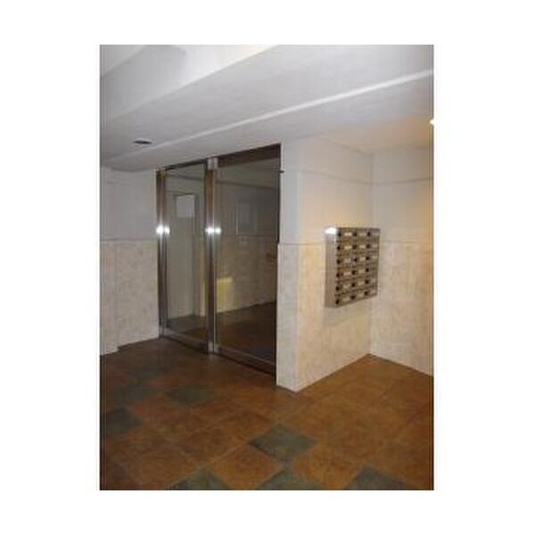 パラドール両国205号室 エントランス