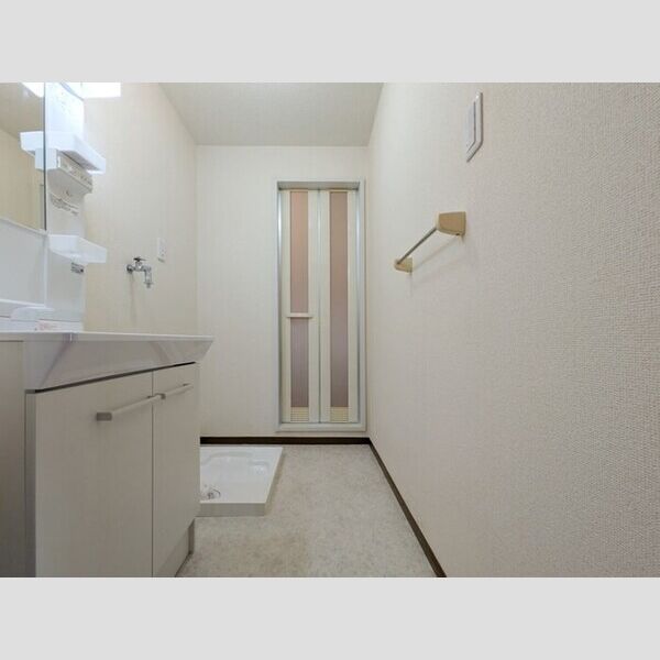 メゾンボナール　GH 洗面室