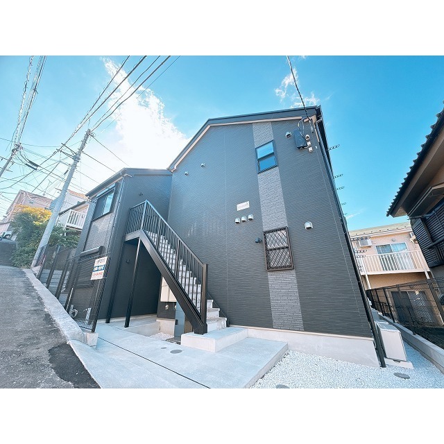 ラフィーネ三ツ沢南町 外観