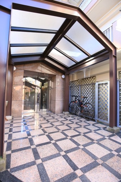 ダイホープラザ千歳烏山A棟 エントランス