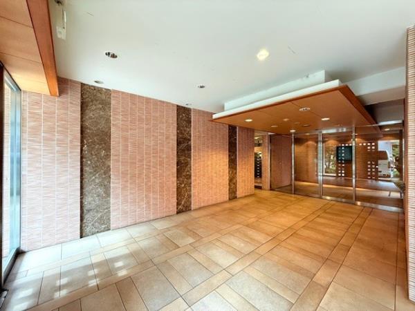 パークスフィア中野富士見町 エントランス