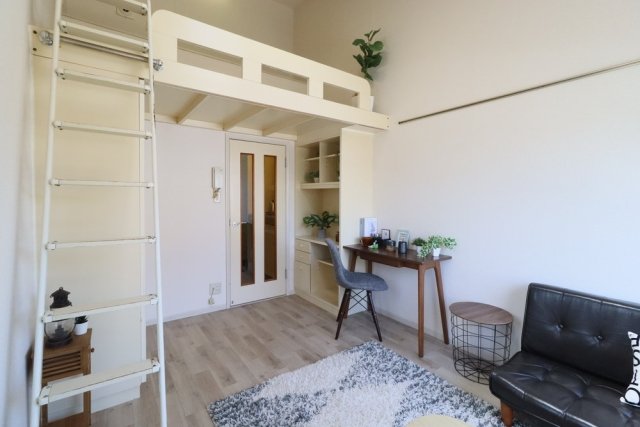 ジュネパレス市川第２４Ｃ2階 ※家具･小物はイメージです