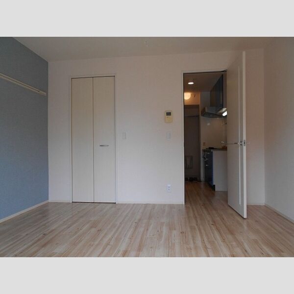 グリーンハウスC 居室・リビング