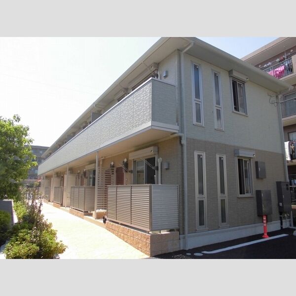 レーヴ・シャルマンの外観画像