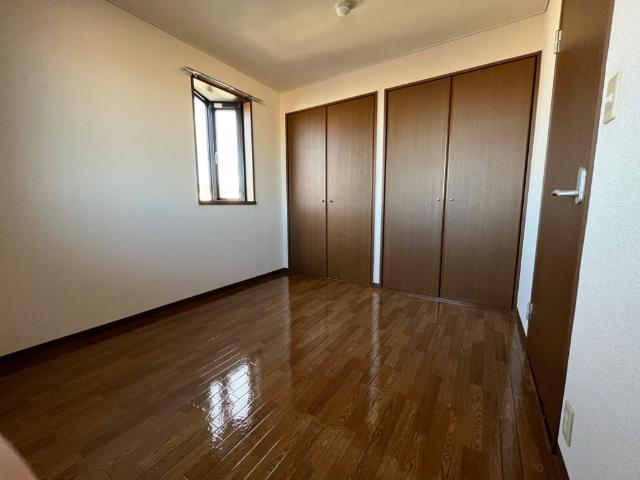 グランディール茅ヶ崎301号室 洋室