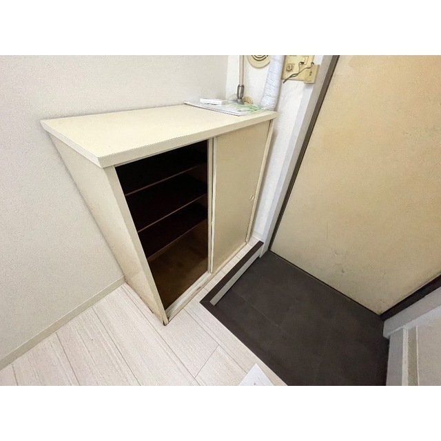 ホワイトバレー113号室 内観