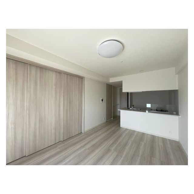 プレサンスブルーム浅草 リビングダイニング