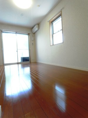 リブリ・かのん1階 寝室