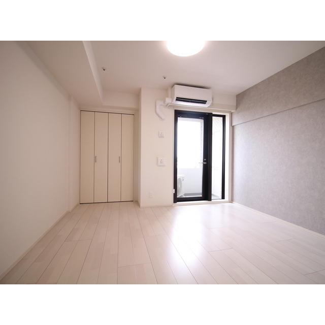 プレール・ドゥーク赤塚202号室 洋室約8帖