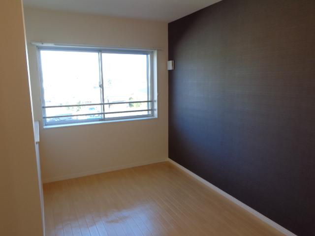 コモド　レジデンス 洋室