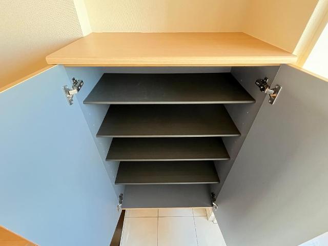 エスポワール幕張 下駄箱