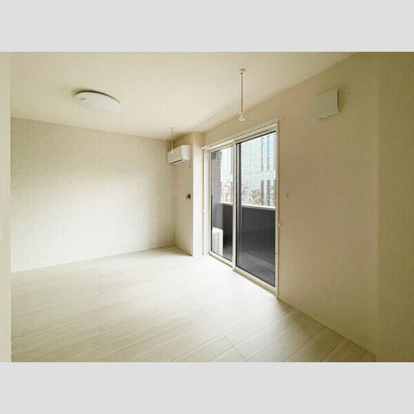 グレイシャス大宮 リビング