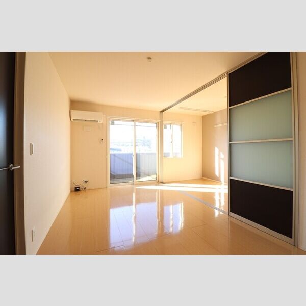 シャルマン元町 ★LDK10.7帖★