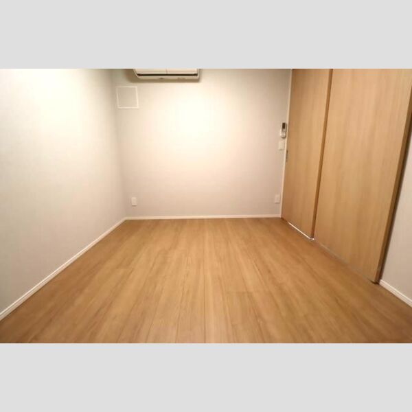 サンジョイアゼロ206号室 洋室5、2帖