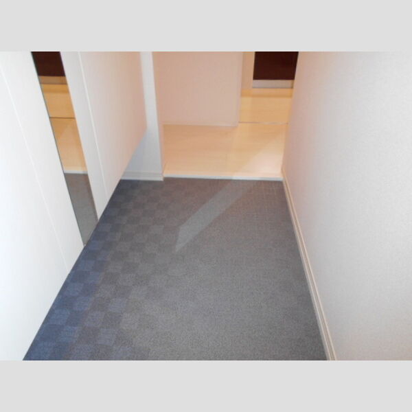 アゼリア松戸 玄関