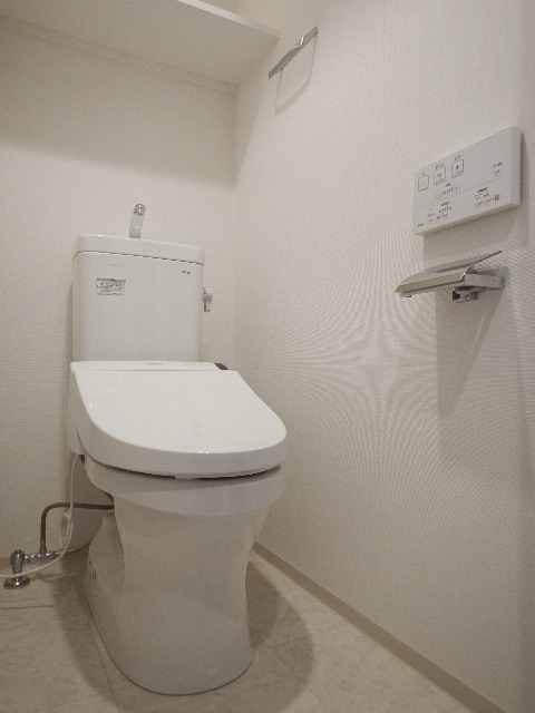 ガーラ・プレシャス東大島 清潔感のあるトイレです