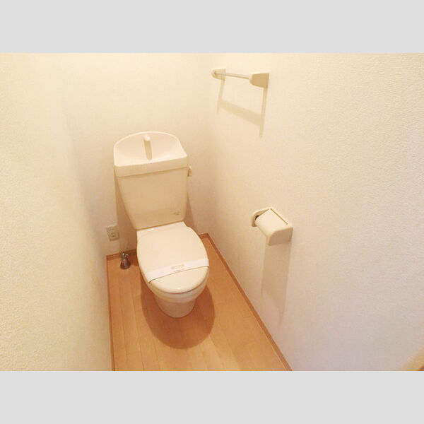 BPOPⅡ105号室 トイレ