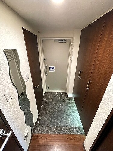 ライオンズ田無ウエストプレイス 玄関　内装前