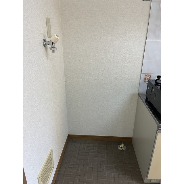 サン・スプリング201号室 同建物別部屋の参考画像