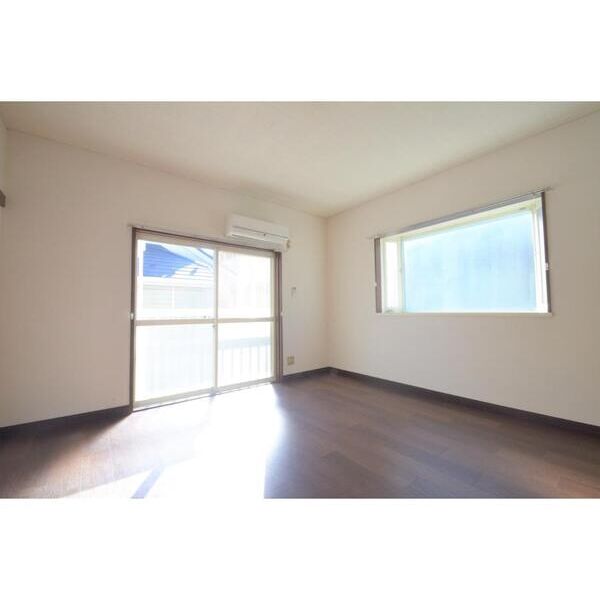 ニューメゾンII リビング