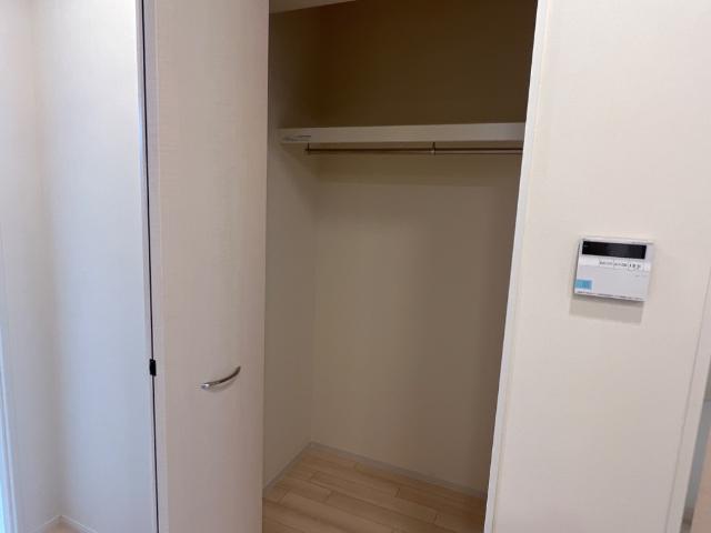 オハナ（ＯＨＡＮＡ） クローゼット