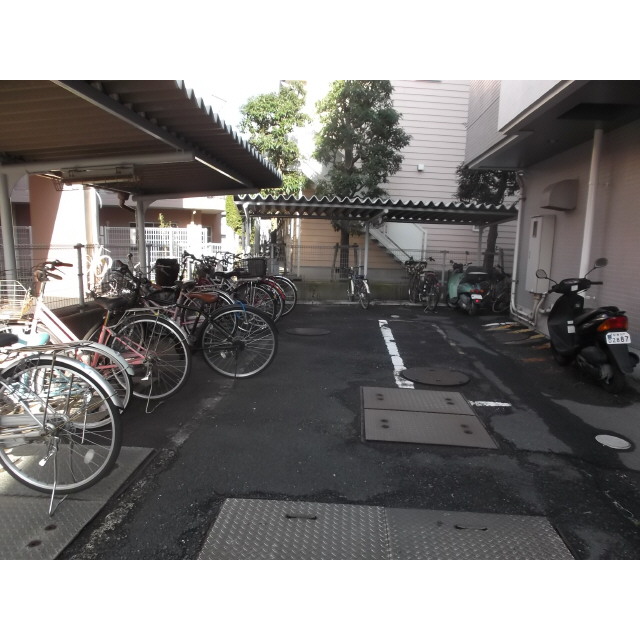 ロイヤルシャトー船橋 外観