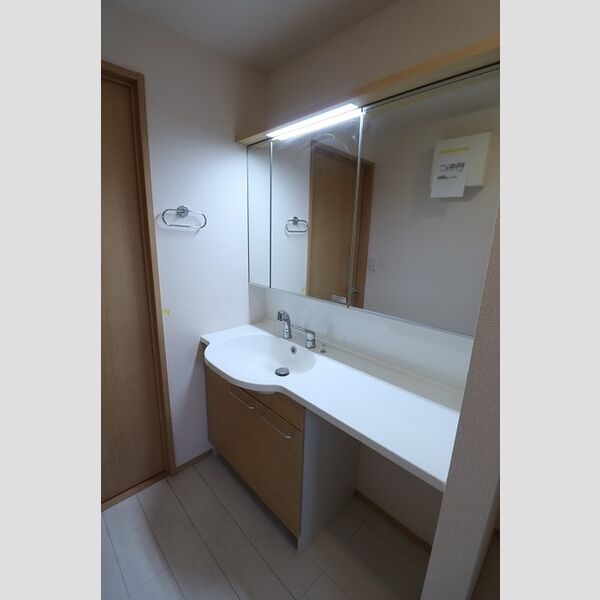 ルミエール 洗髪洗面化粧台